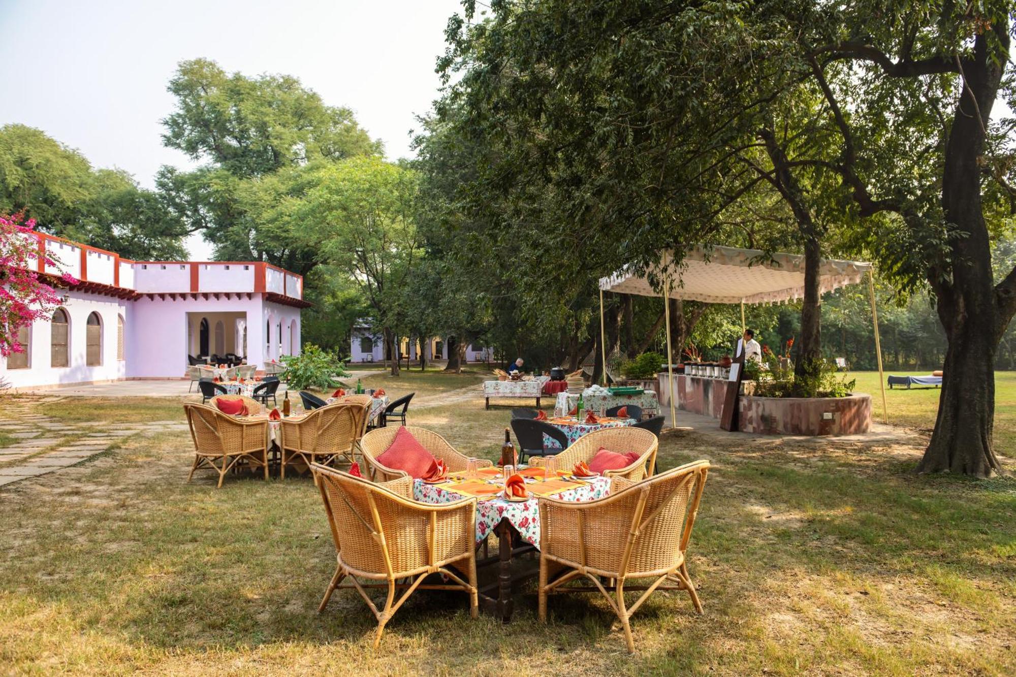 Mela Kothi - The Chambal Safari Lodge Bāh Buitenkant foto